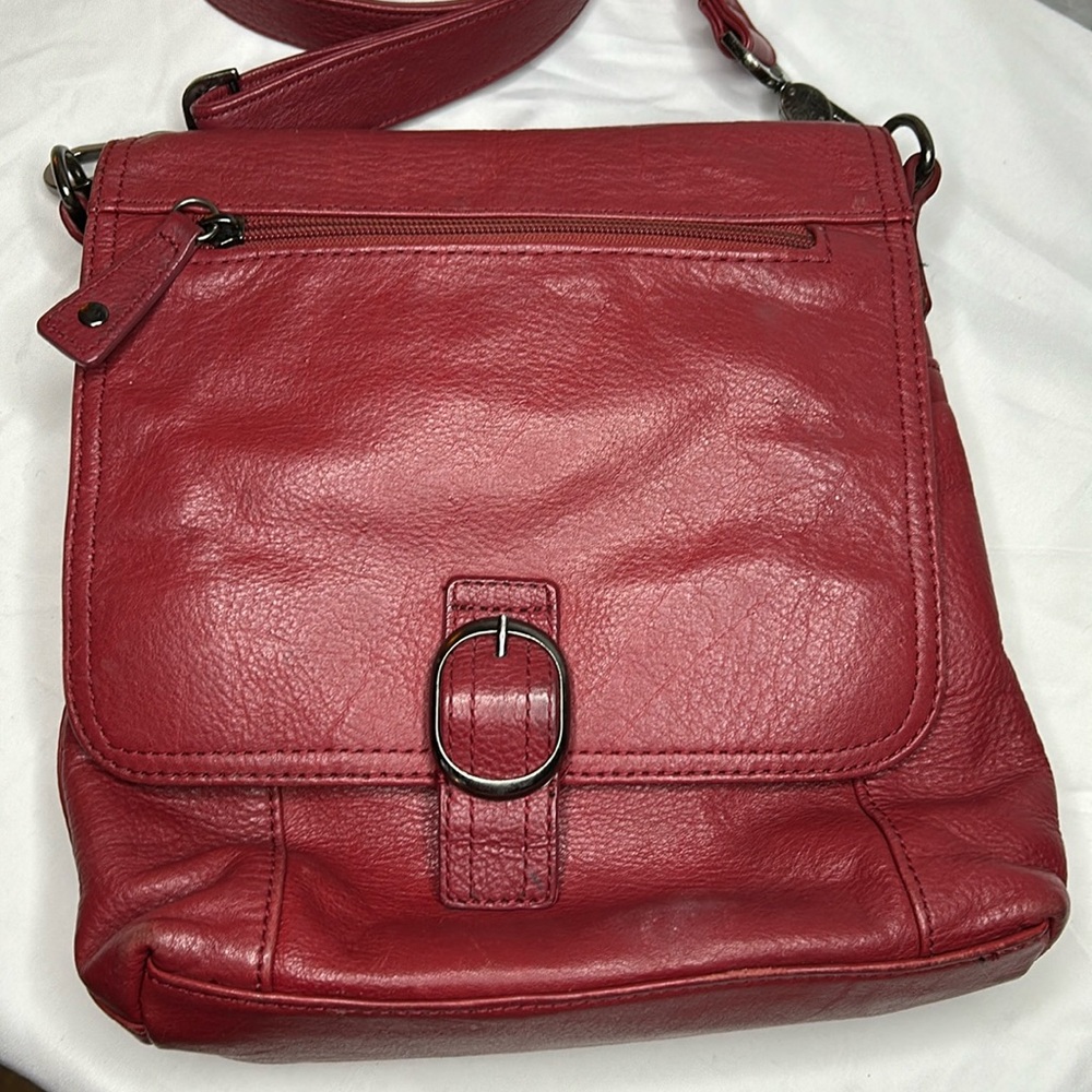 AUDREY BROOKE red genuine leather crossbody. Silver hardware. Detach straps.